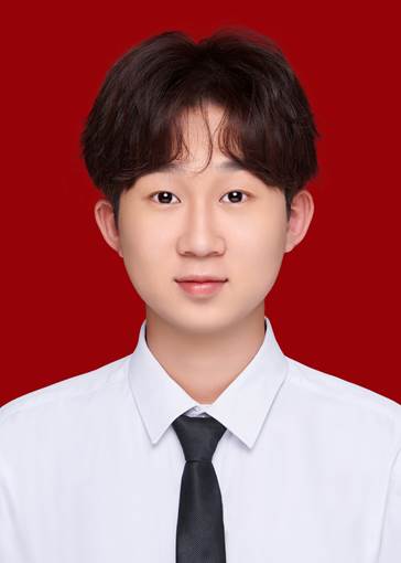 李佳鑫